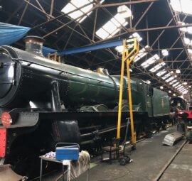 Picture of a train stationary